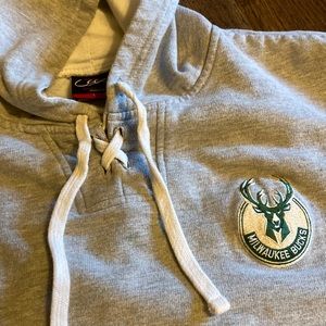 Milwaukee Bucks hoodie